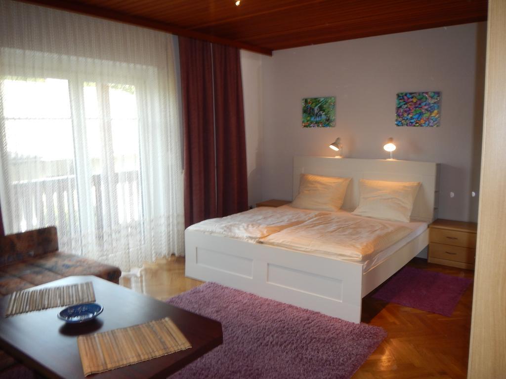 Haus Friedburg Apartment Velden am Woerthersee Room photo