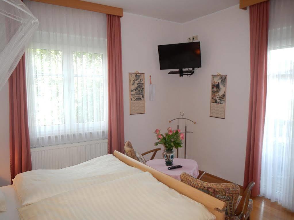 Haus Friedburg Apartment Velden am Woerthersee Exterior photo